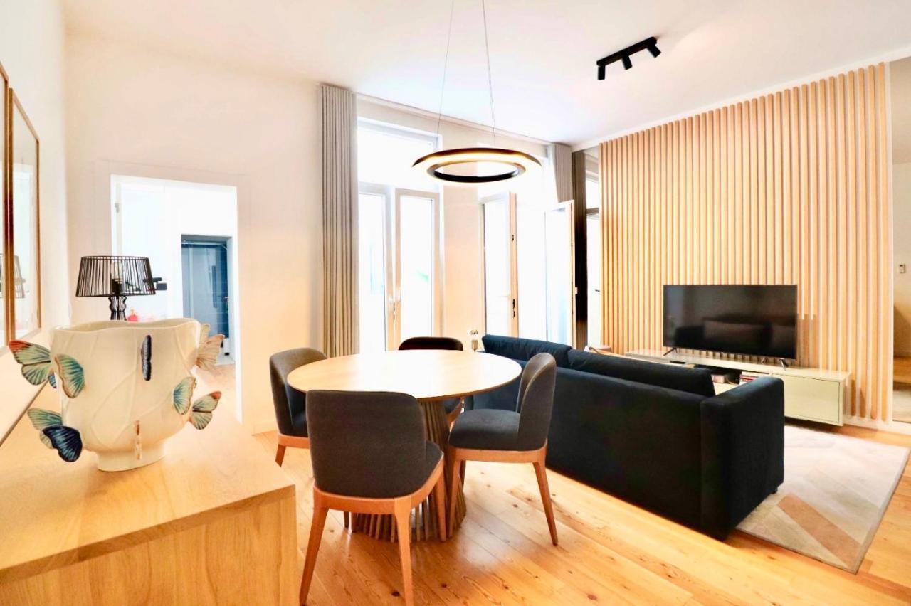 Biscainhos Flat By The Arch - Charming Apartments In The Historic Center Braga Ngoại thất bức ảnh