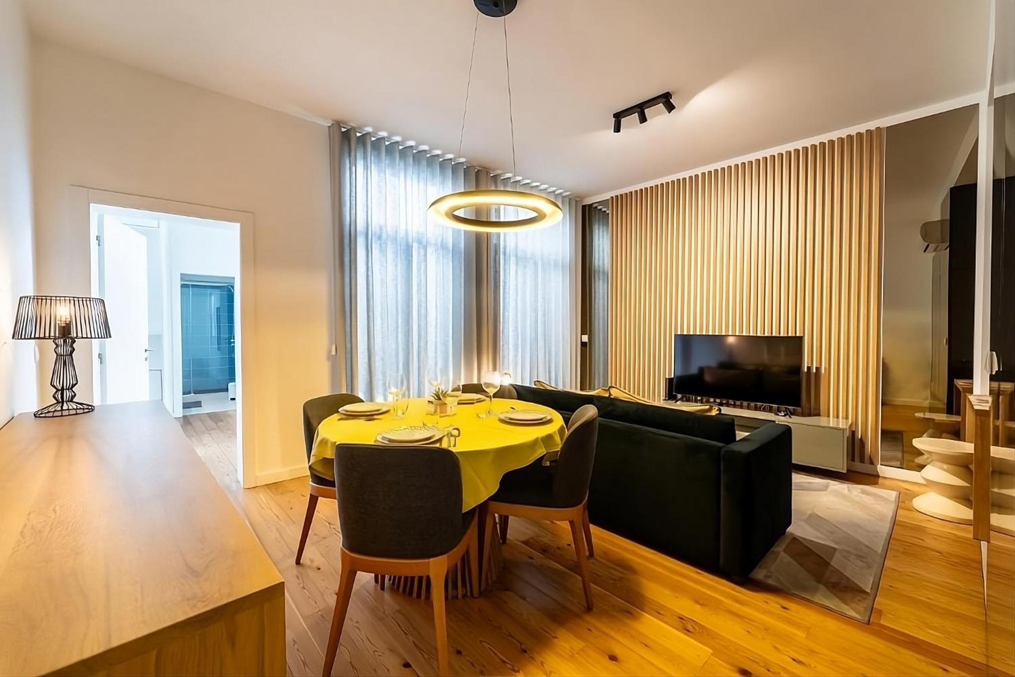 Biscainhos Flat By The Arch - Charming Apartments In The Historic Center Braga Ngoại thất bức ảnh